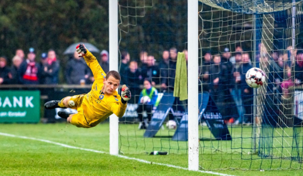 5 Things to Look for When Choosing an Online Bookie for Football Betting